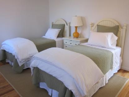 Building Photo - 11 Monument Ln