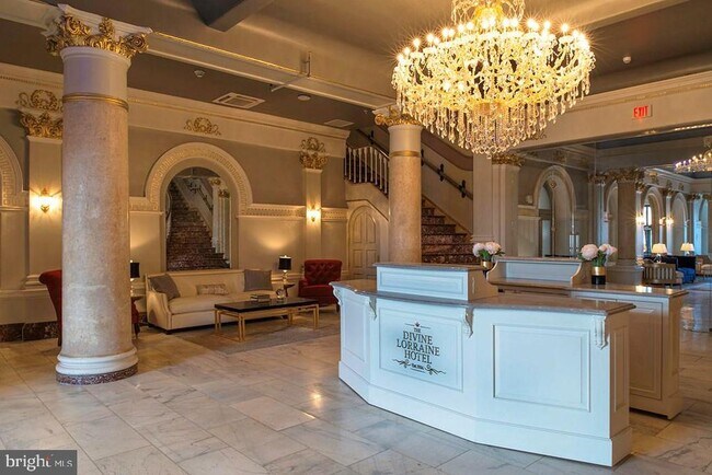 Building Photo - 699 N Broad St