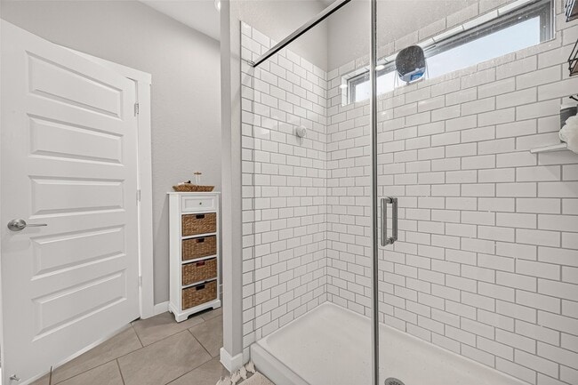 Building Photo - 7211 Colwyn Bay Trl