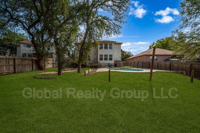 Building Photo - 3580 Olde Moss St