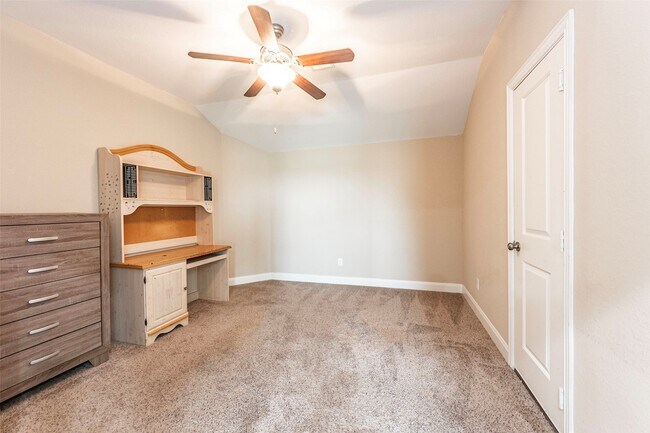 Building Photo - 403 Marina View Dr