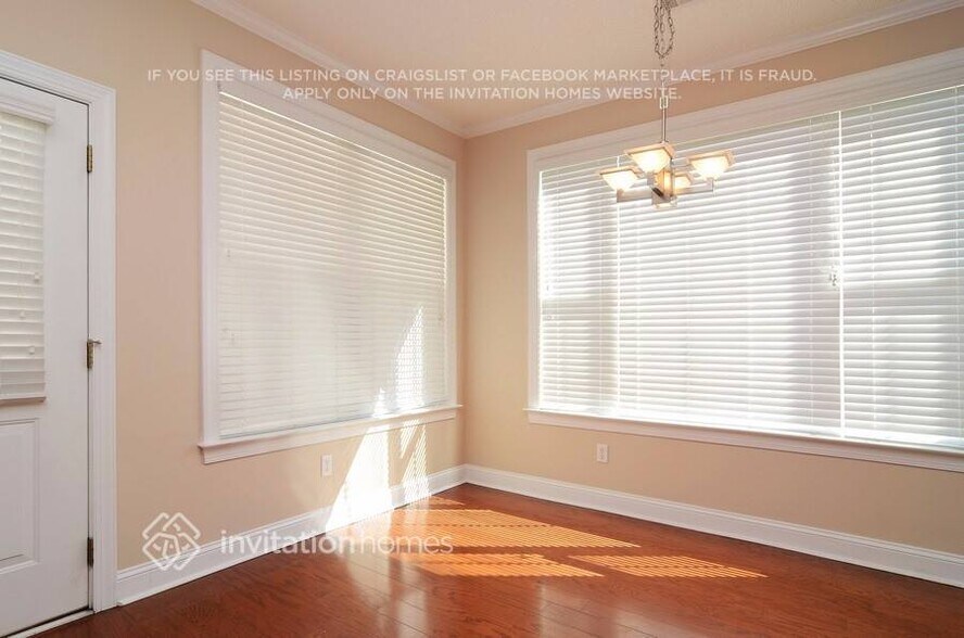 Building Photo - 520 Rabbits Run