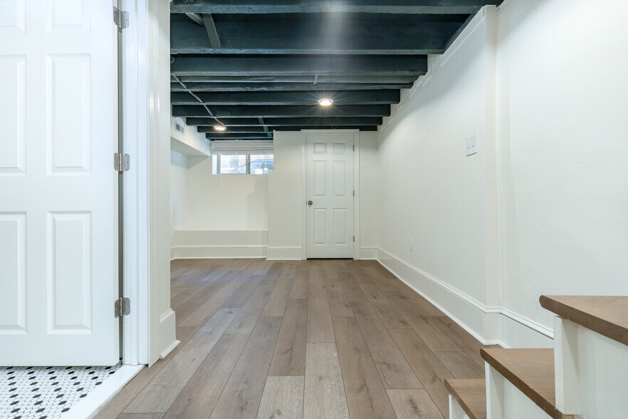 Building Photo - 2108 S Garnet St