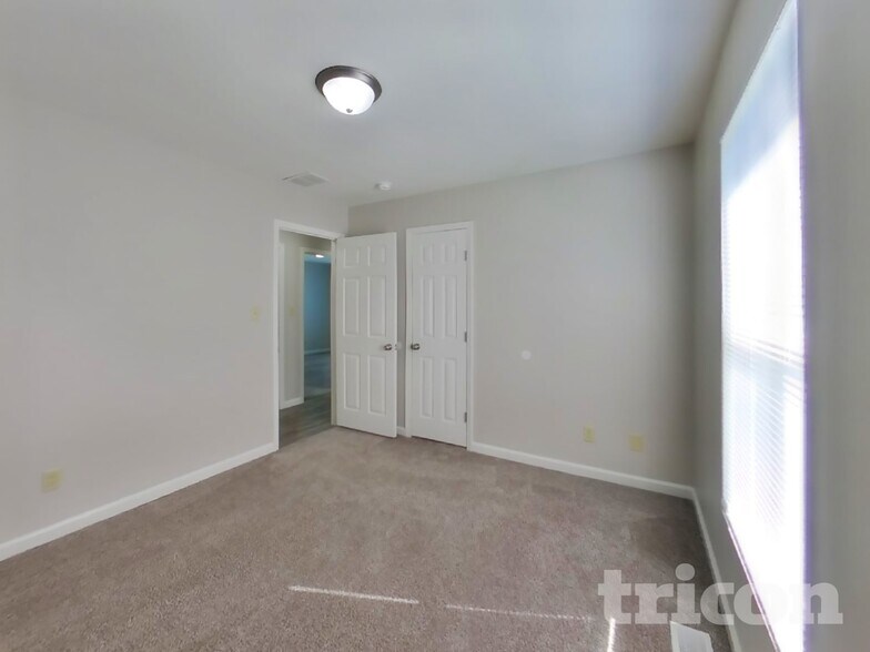 Building Photo - 1475 Wilmington Blvd