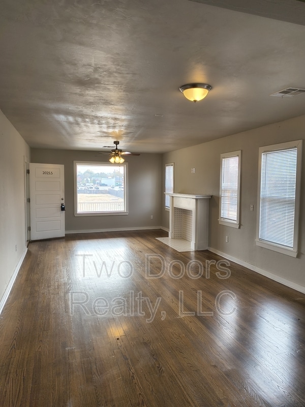 Building Photo - 2025.5 NW 25th St