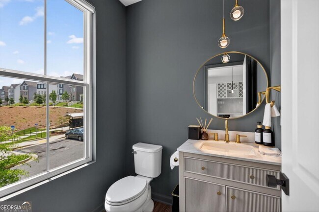 Building Photo - 1445 Creekside Cir NW