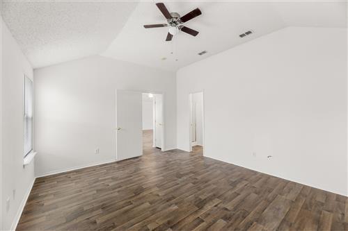 Building Photo - 10912 Fawn Valley Dr