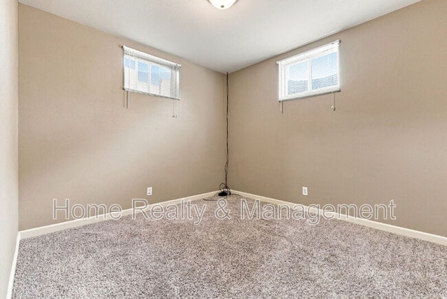 Building Photo - 10807 Larry Dr