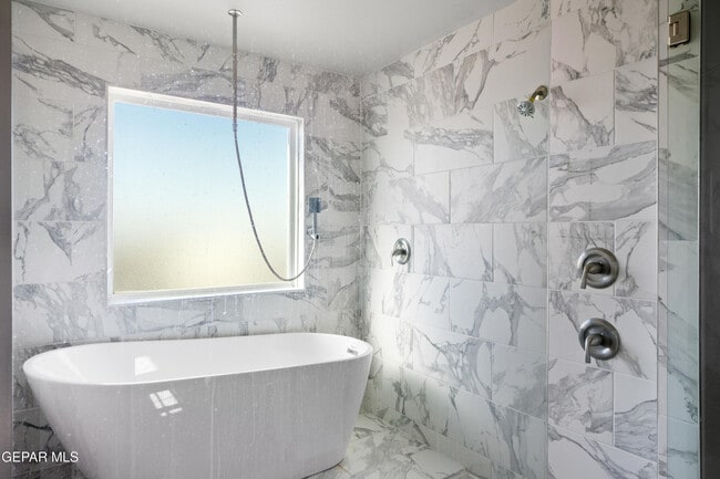 Building Photo - 13636 Glen Vista Ln