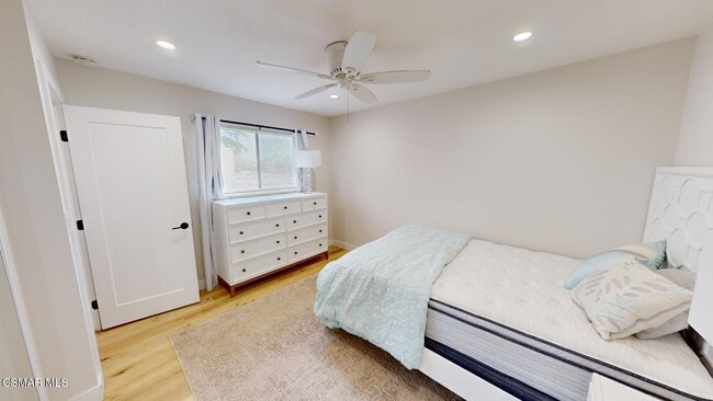 Building Photo - 416 Shoreview Dr