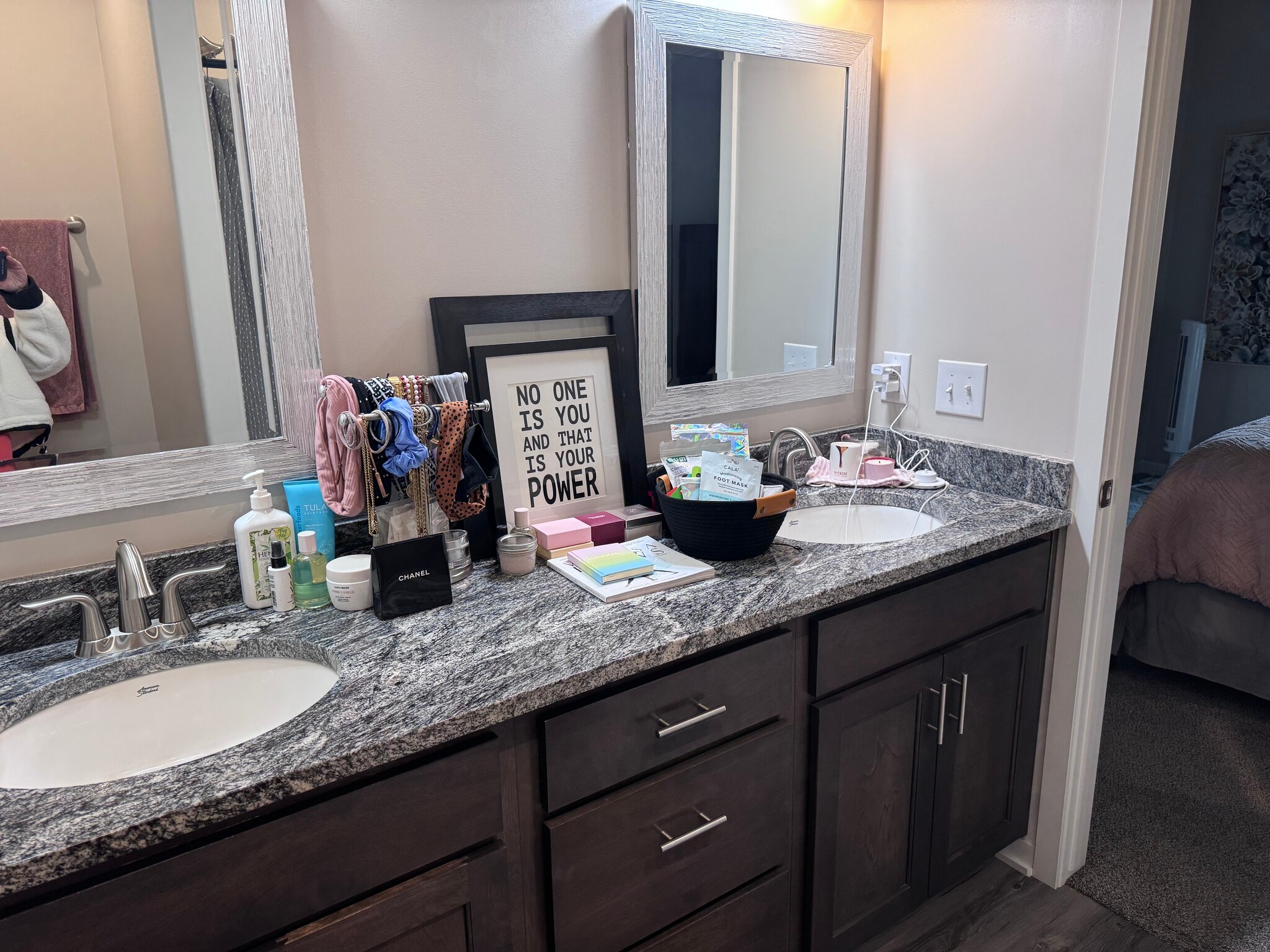 Building Photo - 245 Half Moon Dr