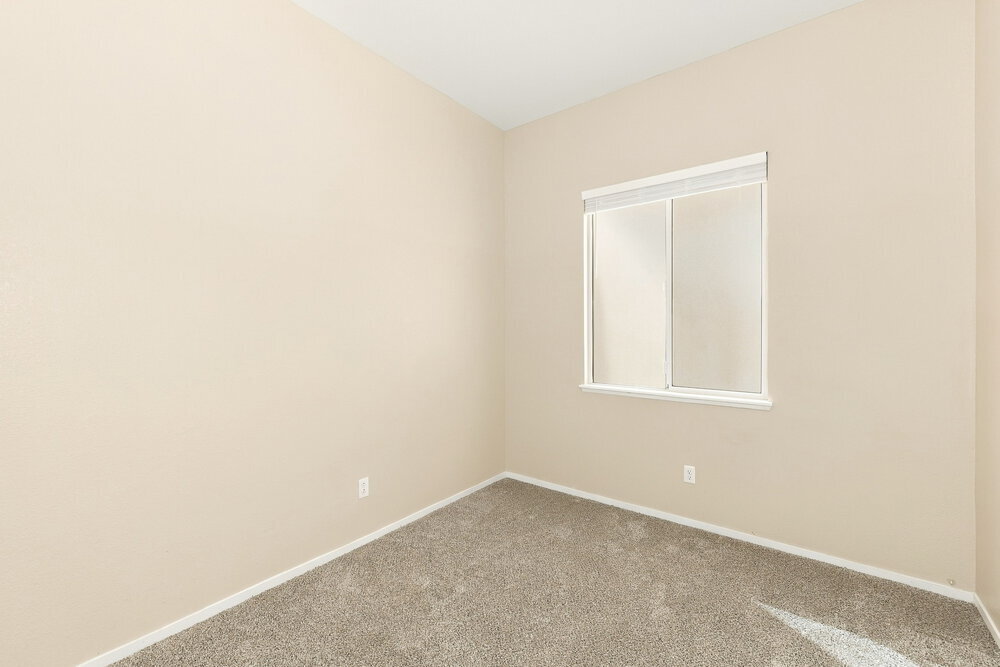 Building Photo - 265 Prairie Rose St