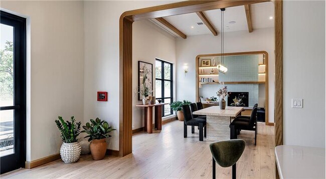 Building Photo - 5902 Westminster Dr