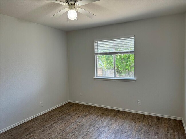 Building Photo - 12415 Jamie Dr