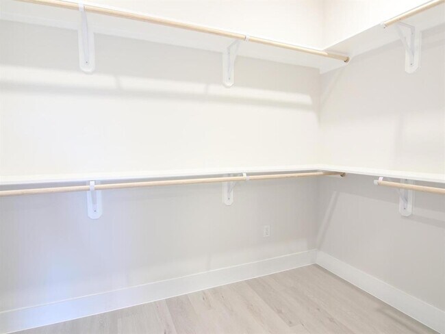 Building Photo - 6581 Rd 5503