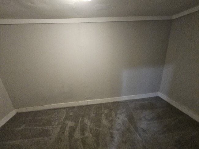 Building Photo - 10602 Earle Ave