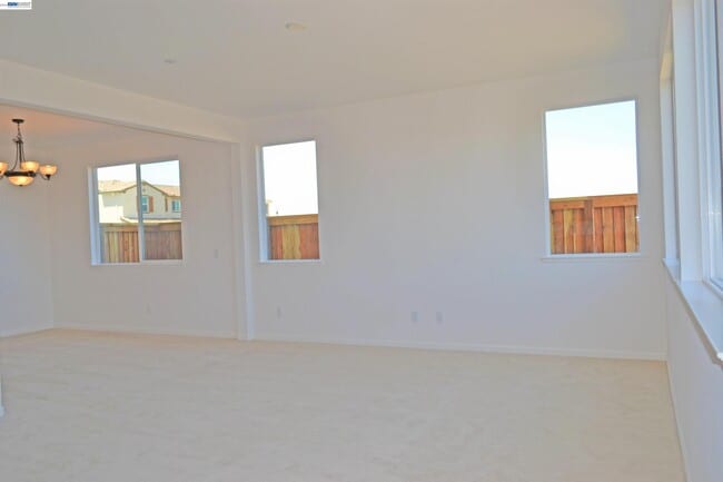 Building Photo - 2602 Brookshire St