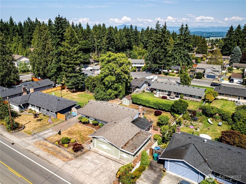Building Photo - 10823 35th Ave SE
