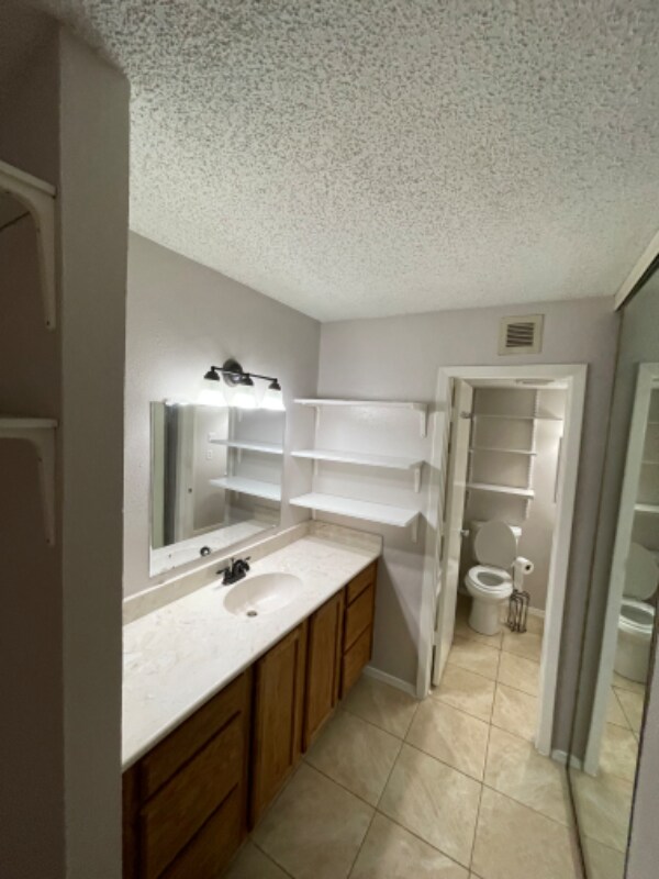 Building Photo - 12212 Copper Tree Pvt Ln