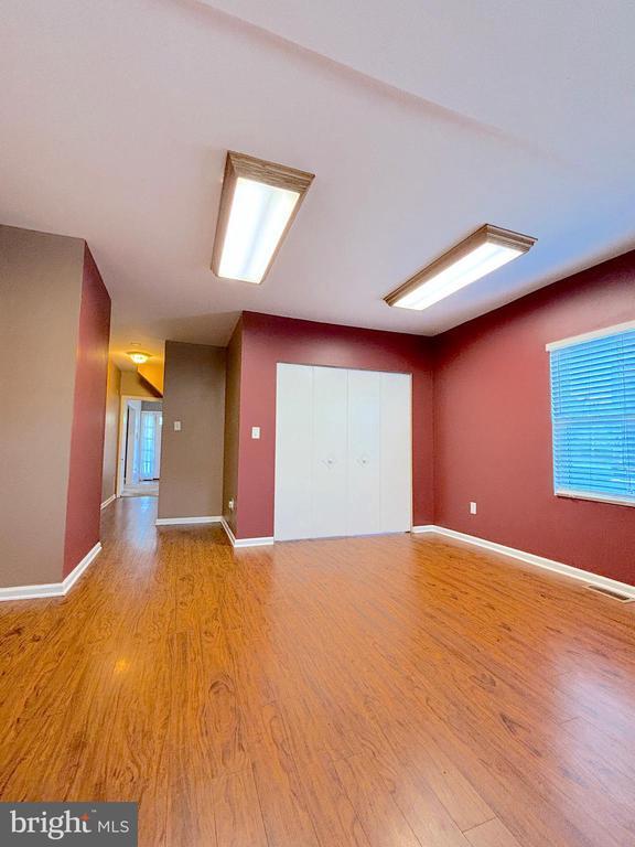 Building Photo - 405-383 S White Horse Pike