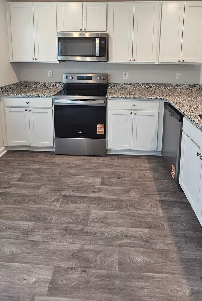 Building Photo - Modern Living in Sandpiper Place – Myrtle ...