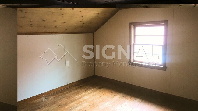 Building Photo - 7230 4th Ave S