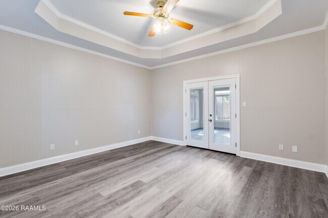 Building Photo - 111 Songbird Ln