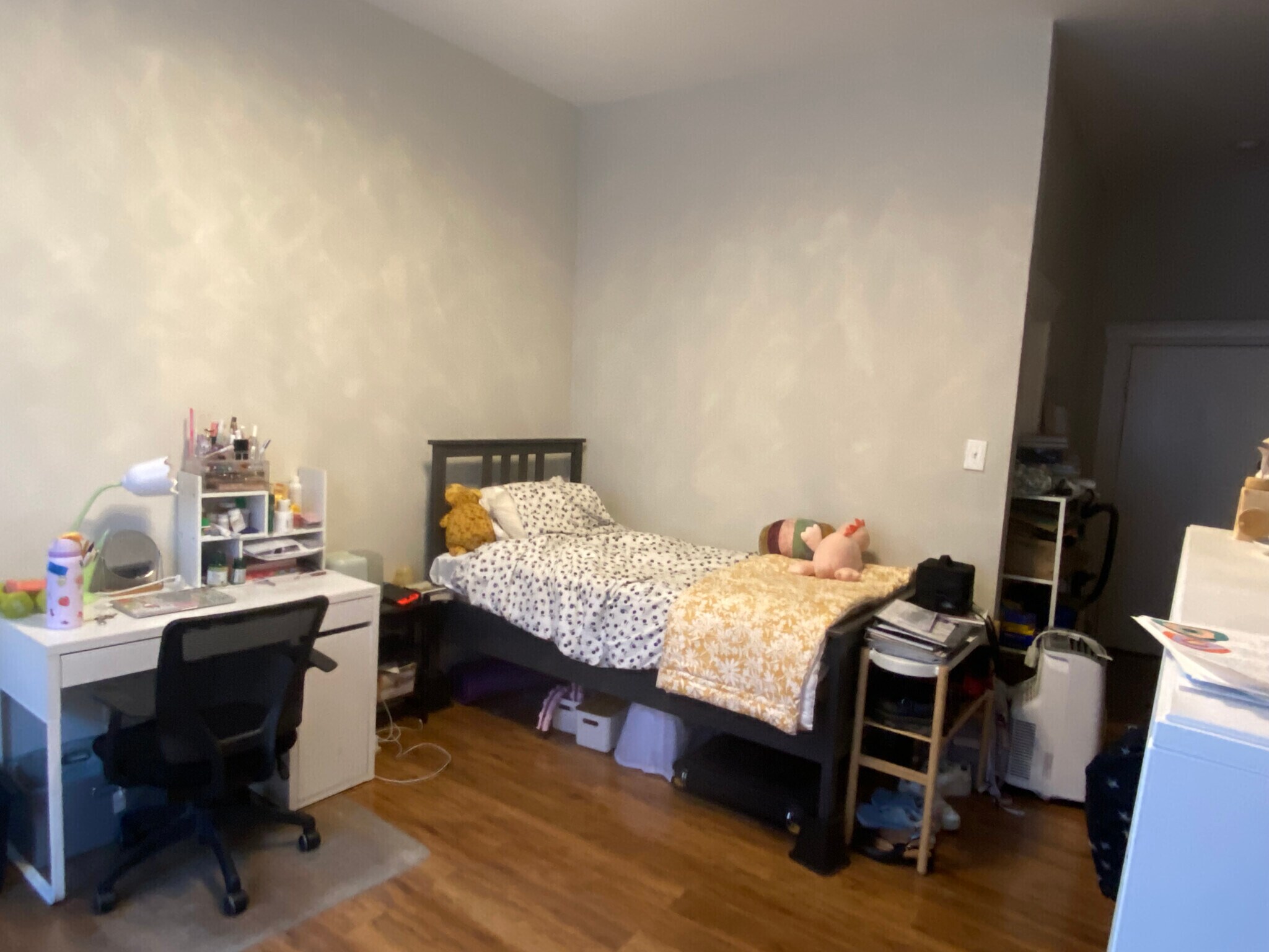 Building Photo - 38 Hemenway St