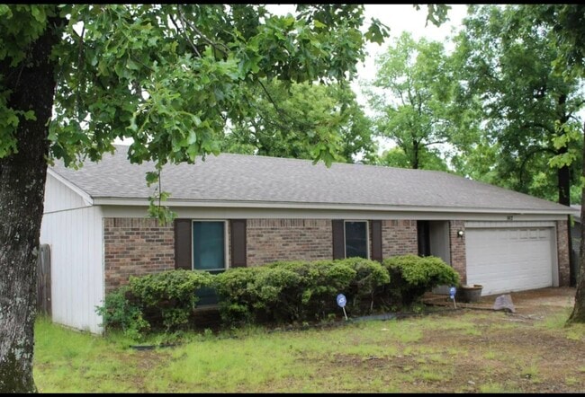 Building Photo - 1412 Green Mountain Dr