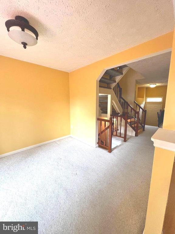 Building Photo - 401 Fleece Flower Dr