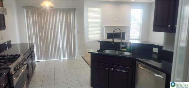 Building Photo - 3517 Windsor Ct