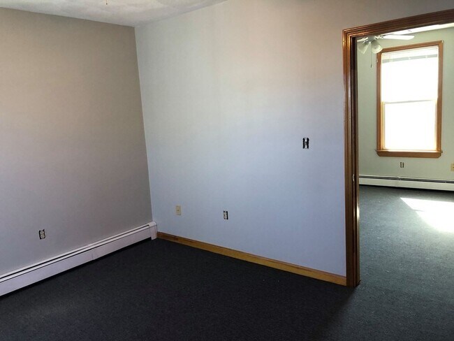 Building Photo - 47 Elmwood St