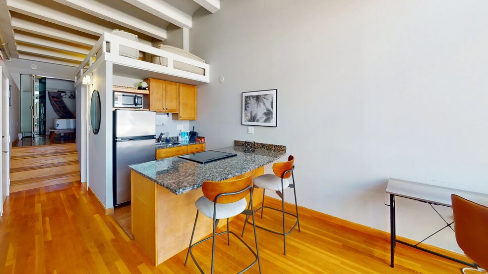 Primary Photo - 12 Stoneholm St