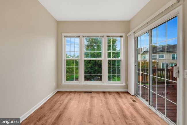 Building Photo - 43787 Tattinger Terrace