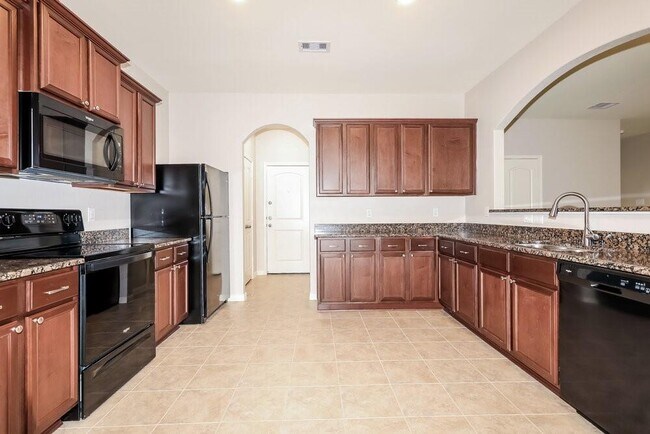 Building Photo - 22707 Overland Bell Dr