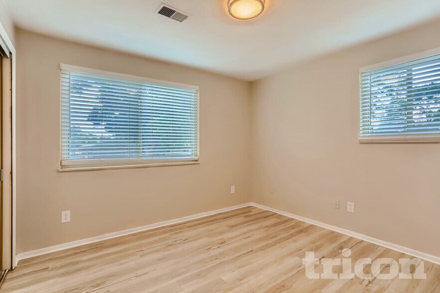 Building Photo - 2965 S Eaton St