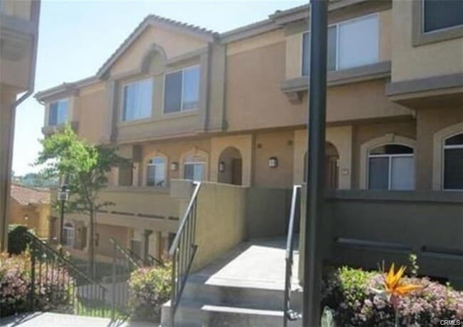 Building Photo - 30902 Club House Dr
