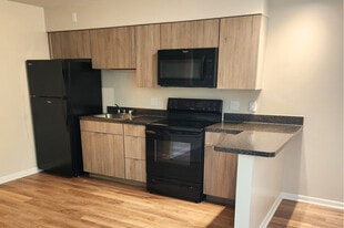 Building Photo - Brittany Apartments