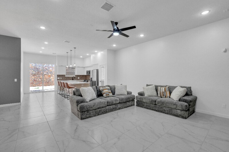 Building Photo - 1789 Urijah Pl