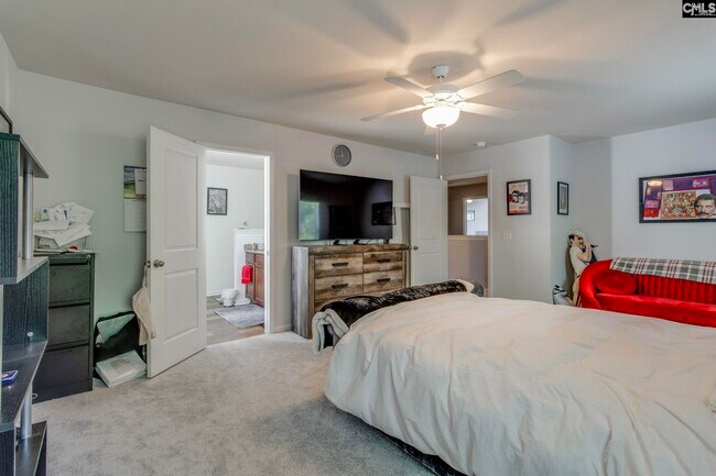 Building Photo - 456 Edenhall Dr