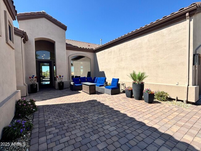Building Photo - 7637 E Tasman Cir