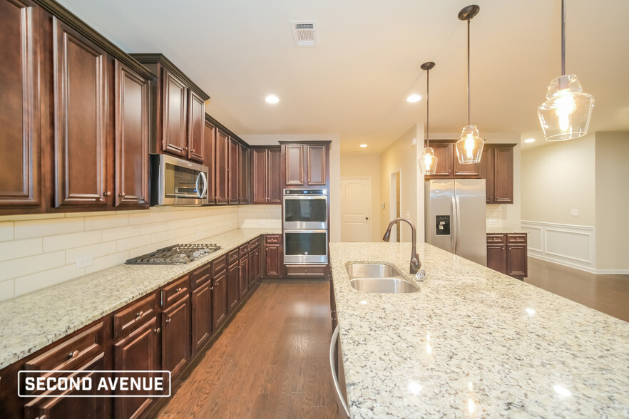 Building Photo - 339 Hamilton Pointe Dr
