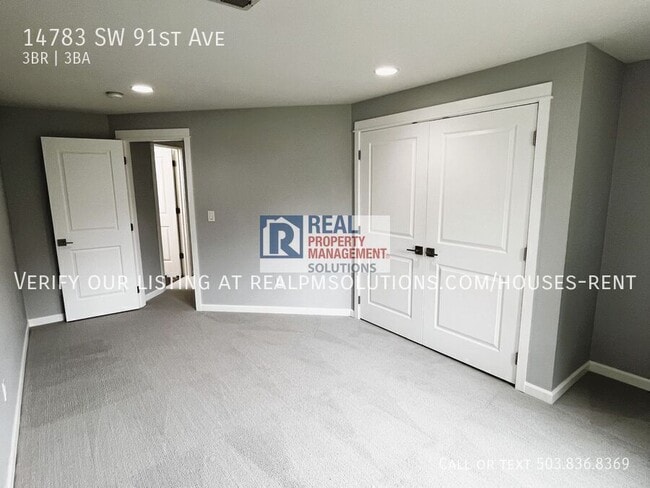 Building Photo - 14783 SW 91st Ave
