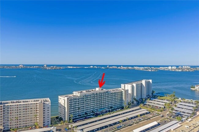 Building Photo - 6020 Shore Blvd S
