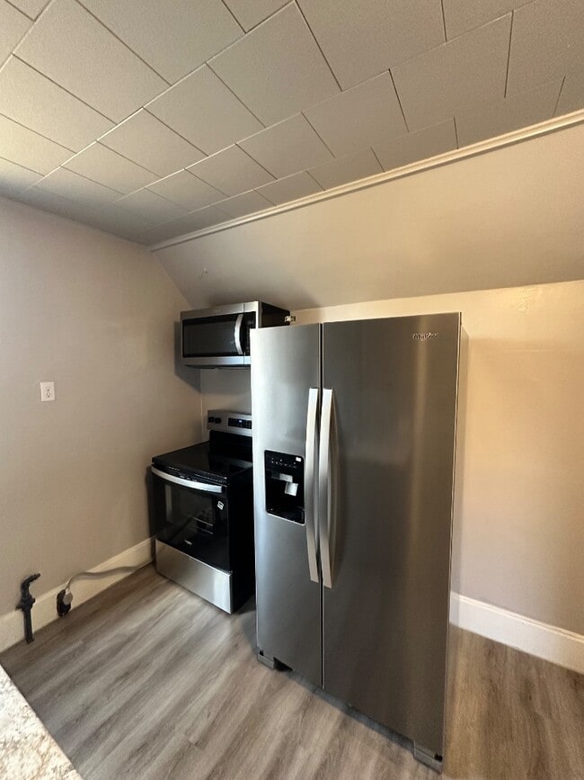 Building Photo - 920 Fulton St