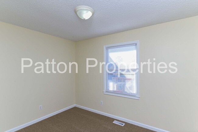 Building Photo - West Columbia Home- Hamlet South Commuity