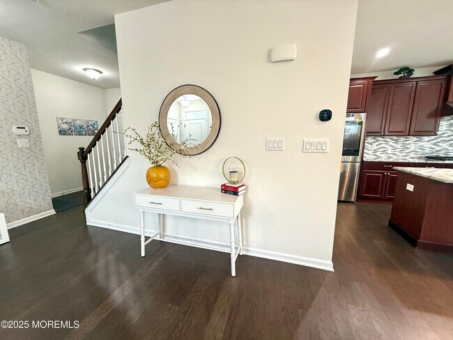 Building Photo - 2 Wisteria Ct