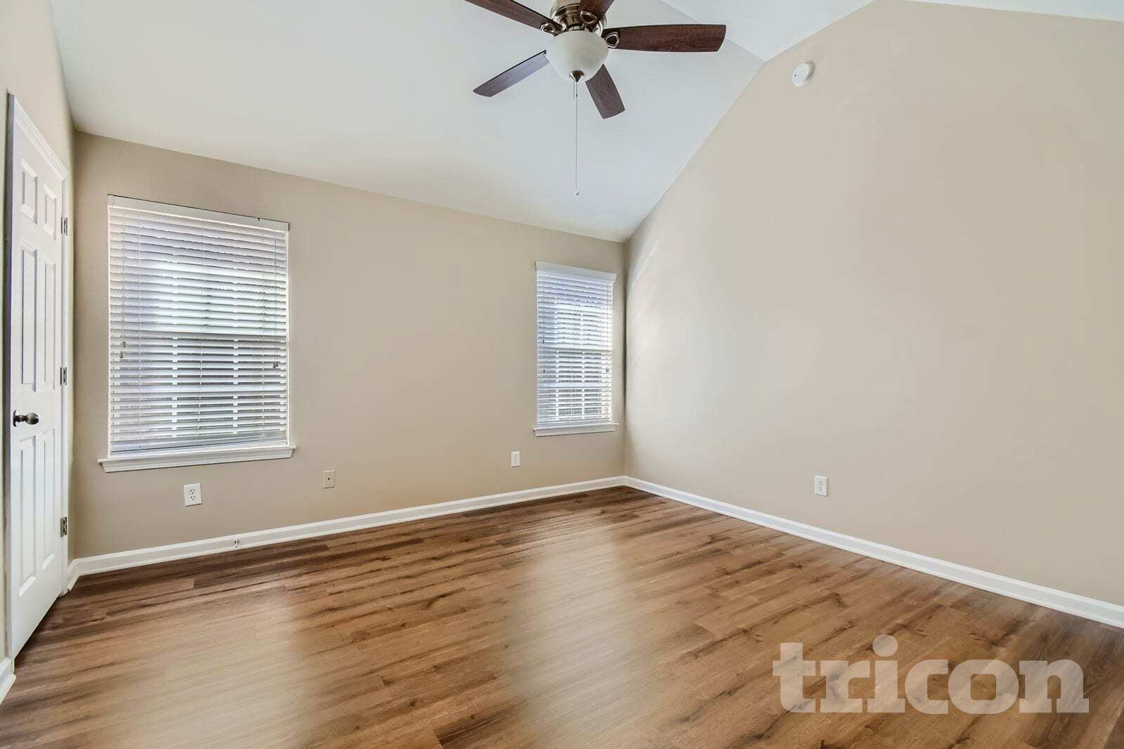 Building Photo - 30 Silver Willow Walk
