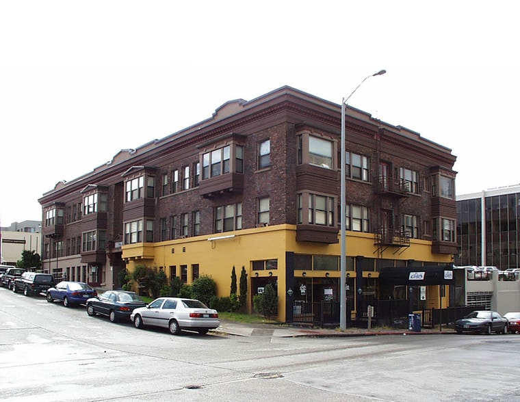 Building Photo - The Duke Apartments