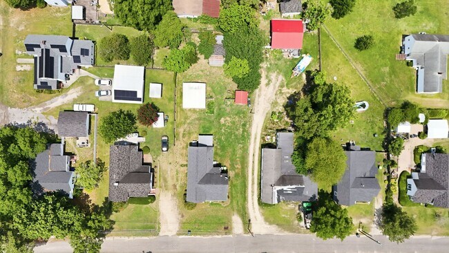 Building Photo - Renovated 2 Bed 1 Bath Home in Erwin
